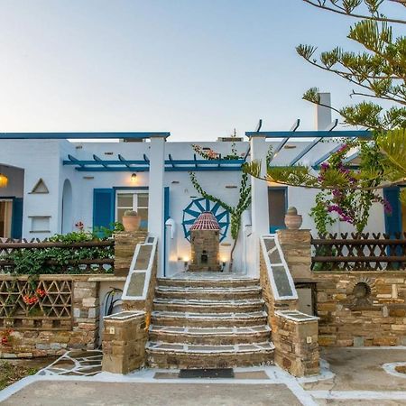 Θἔρως Apartment Tinos Bagian luar foto