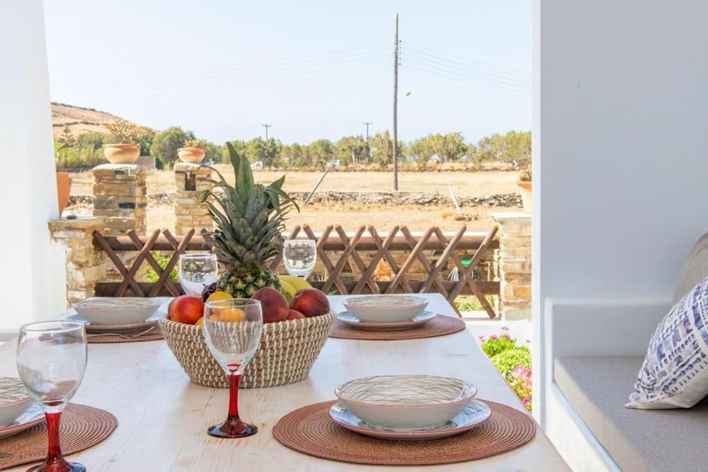 Θἔρως Apartment Tinos Bagian luar foto