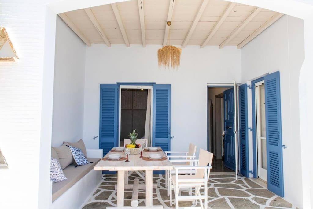 Θἔρως Apartment Tinos Bagian luar foto