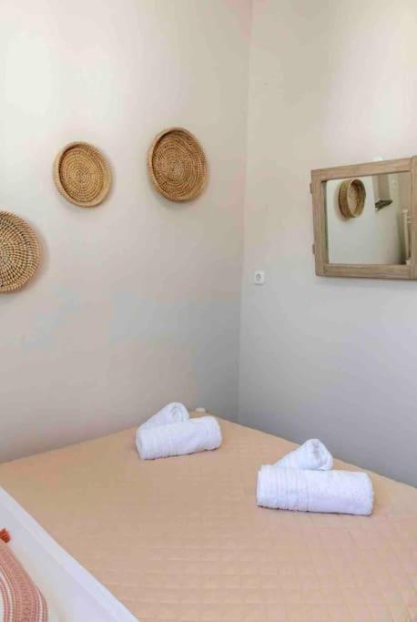 Θἔρως Apartment Tinos Bagian luar foto