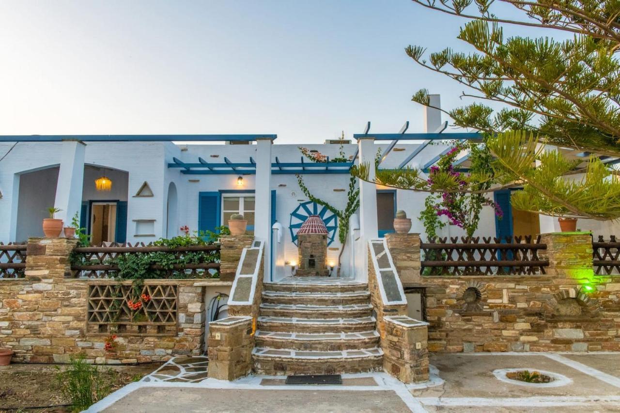 Θἔρως Apartment Tinos Bagian luar foto